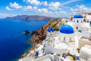10 BREATHTAKING VACATION DESTINATIONS THAT LOOK TOO BEAUTIFUL TO BE REAL